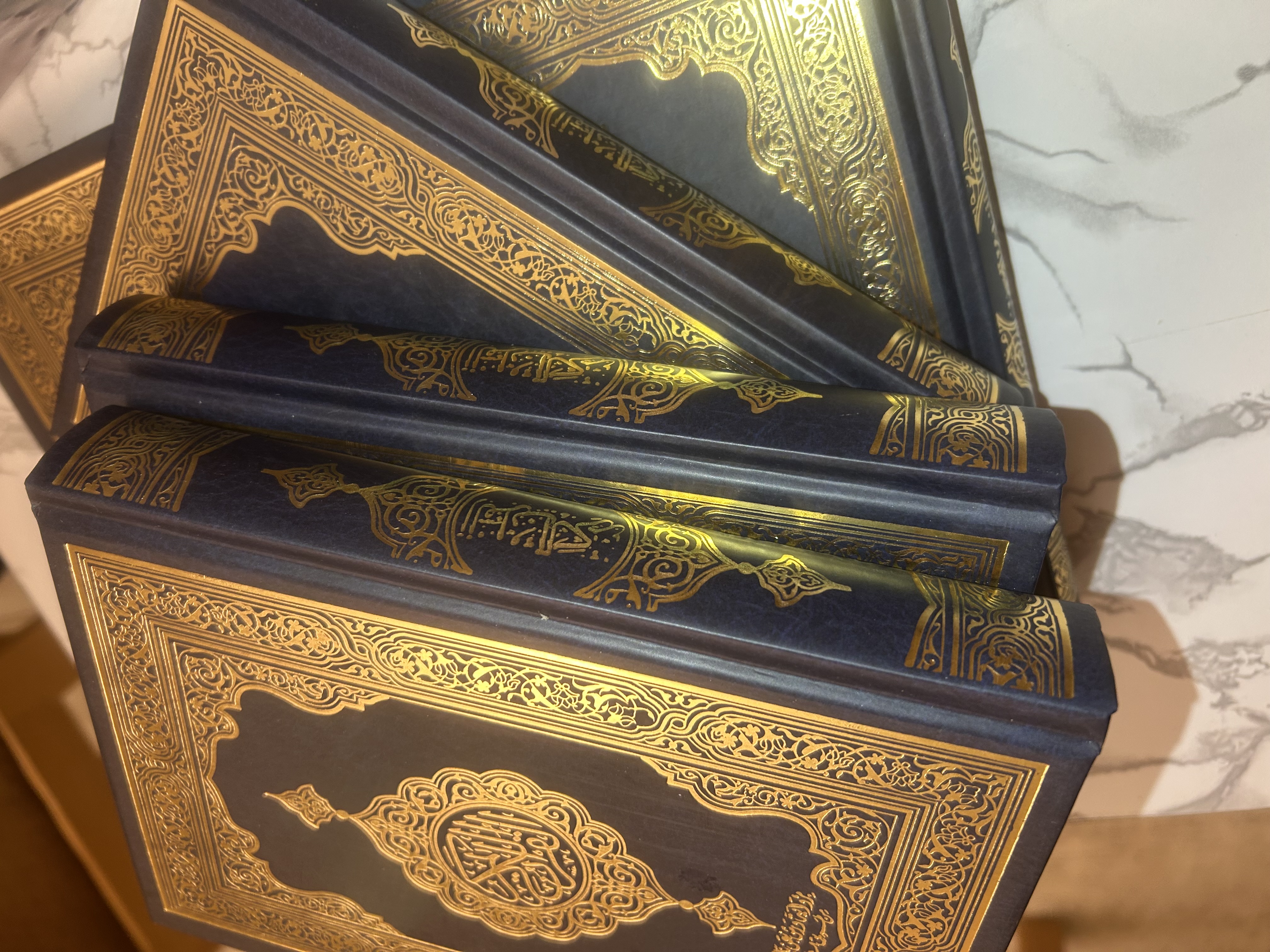 مجموعة 20 مصحف